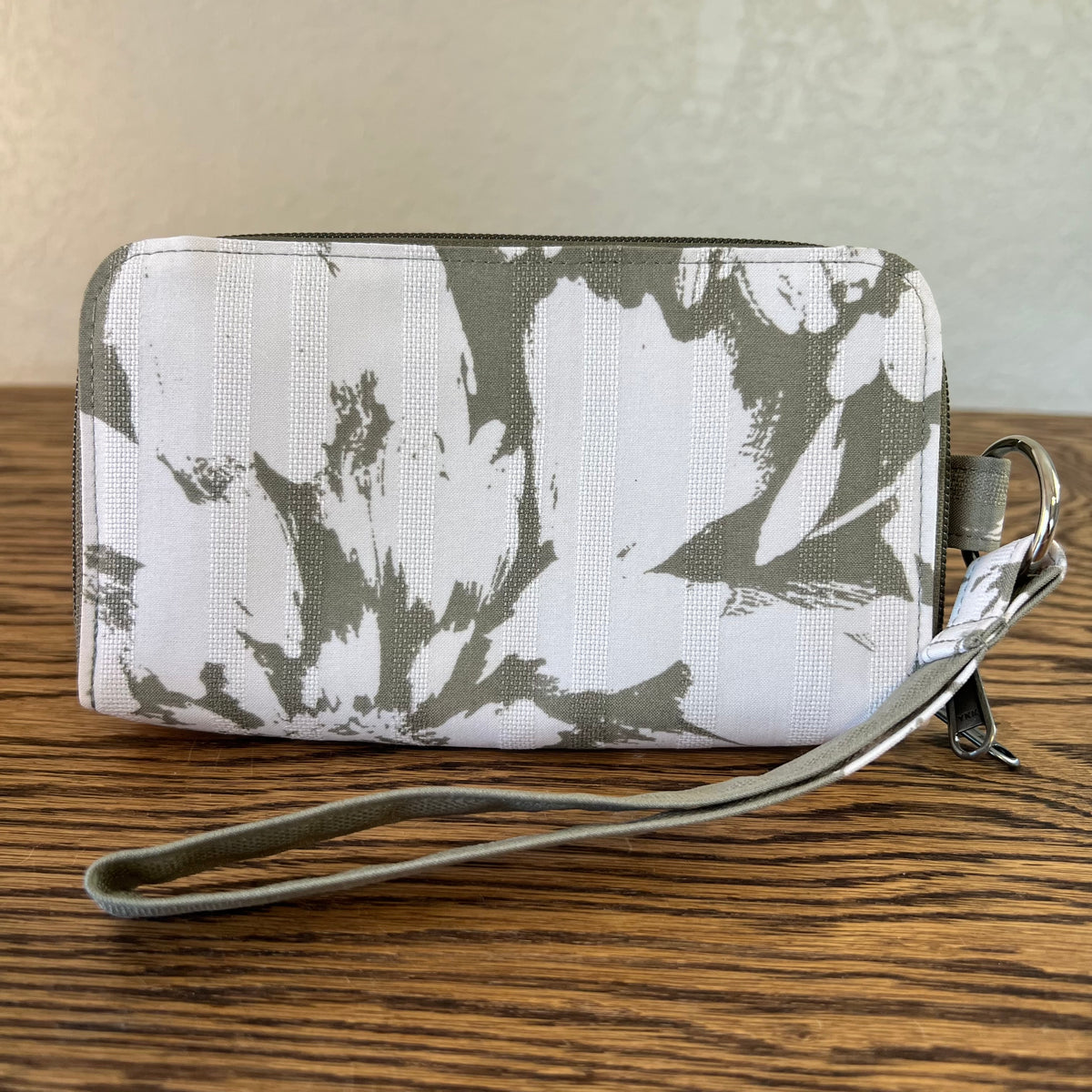 Anna Double Zip Wallet